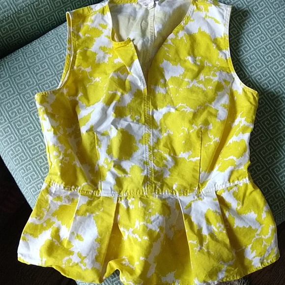GAP Tops - Yellow peplum top GAP Tops - Yellow peplum top